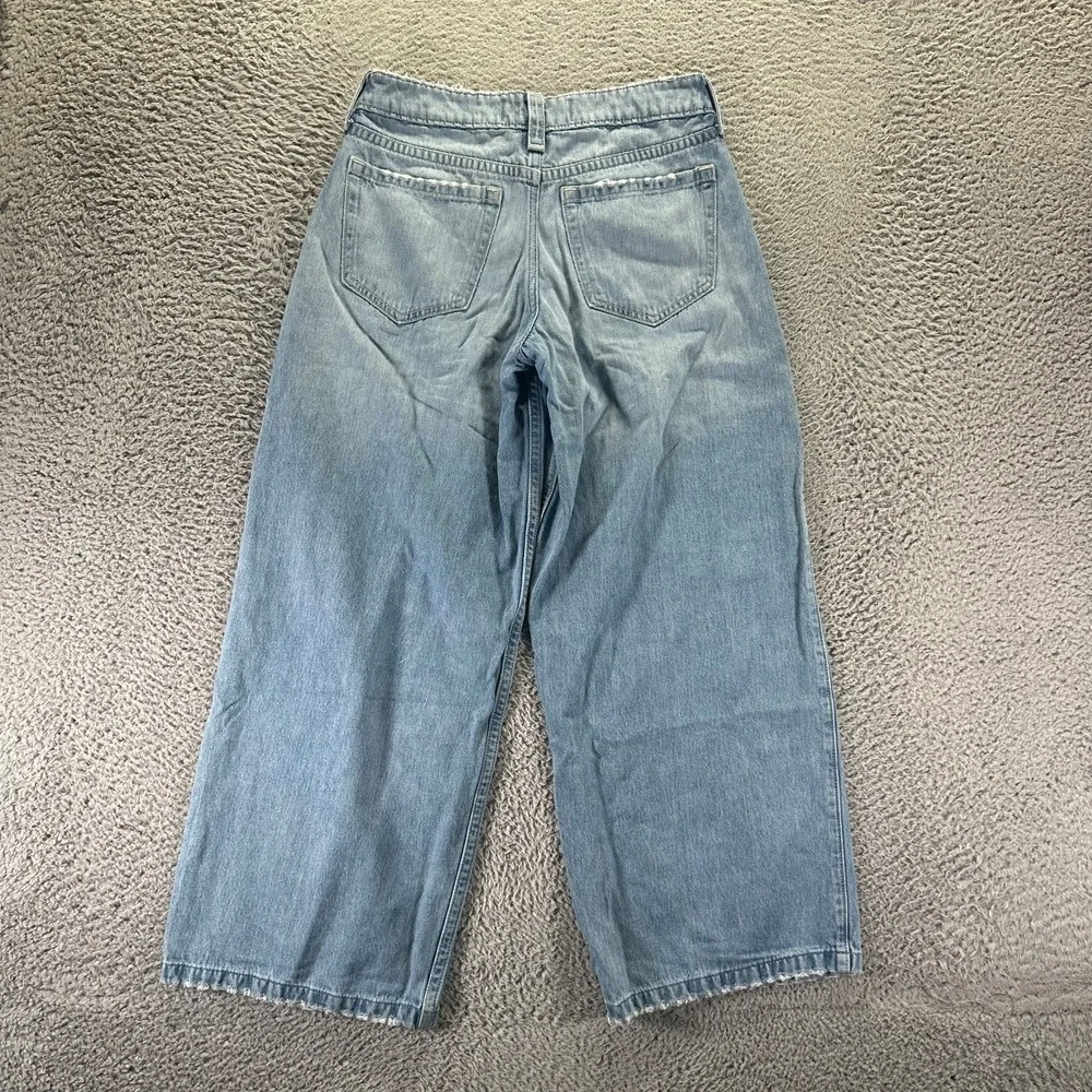 Hollister there discrepancy
